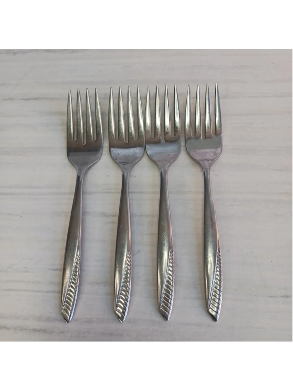 Oneida VISTA Wm A Rogers Stainless Flatware Set of 4 Salad Forks 6 1/4